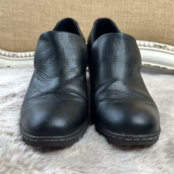 b.o.c. | Black Slip-On Stacked Heel Shoe - Picture 6 of 13